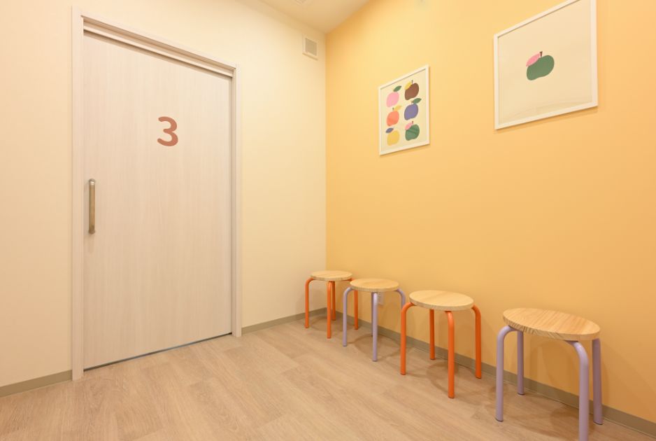 1階 隔離待合室（部屋番号4）