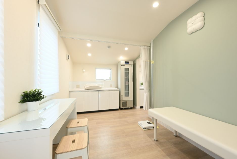 2階 処置室（部屋番号5）